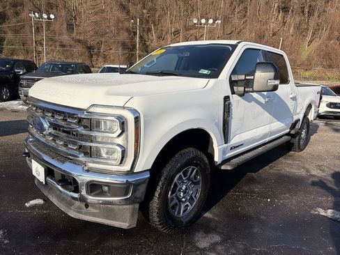 Used 2024 Ford F250 Lariat image 11