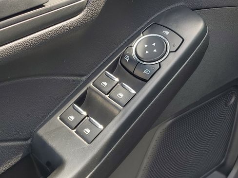 Used 2025 Ford Escape Active AWD/4WD image 15