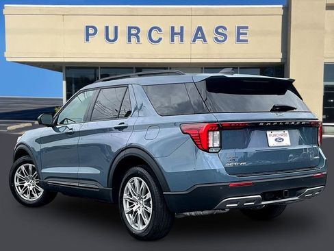 New 2026 Ford Explorer Active w/ Active Comfort Package image 3