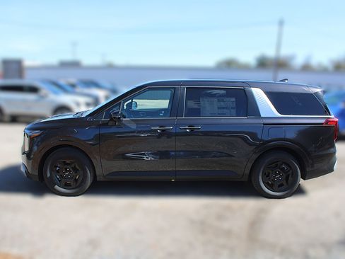 New 2026 Kia Carnival FWD image 16