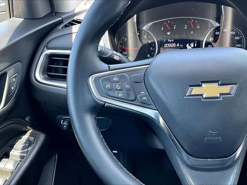 Used 2024 Chevrolet Equinox LT AWD/4WD image 24