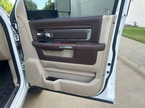 Used 2014 RAM 3500 Laramie Longhorn AWD/4WD image 31