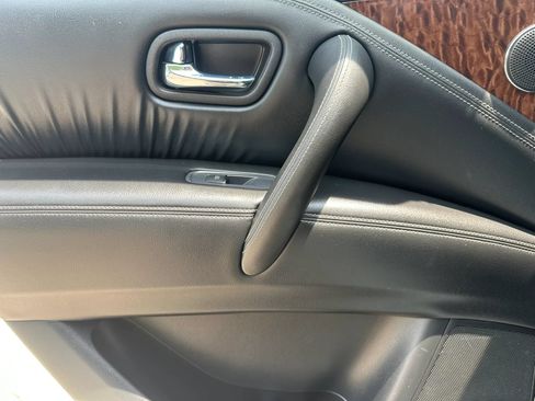 Used 2019 Nissan Armada Platinum w/ Captain's Chairs Package AWD/4WD image 13