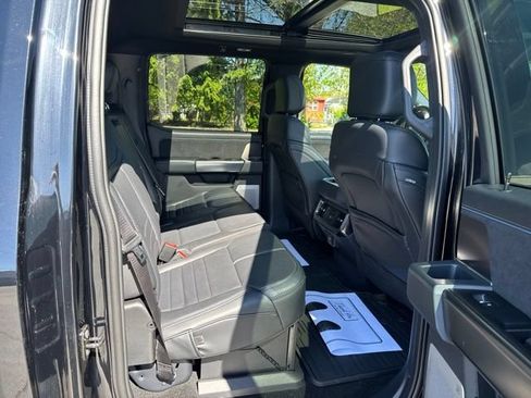 Used 2026 Ford F250 Platinum AWD/4WD image 11