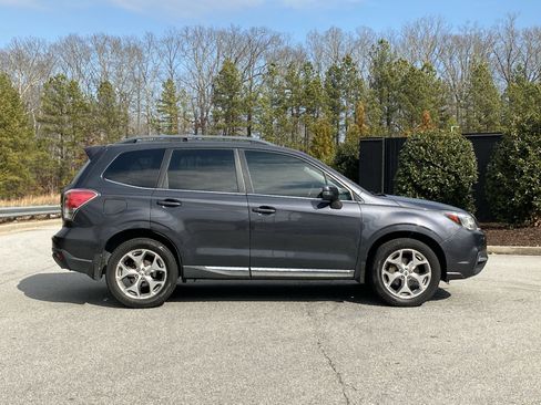 Used 2018 Subaru Forester 2.5i Touring w/ Popular Package #2 image 5