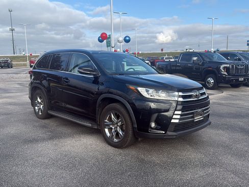 Used 2019 Toyota Highlander Limited Platinum image 4
