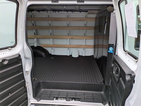 Used 2023 Chevrolet Express 2500 w/ Driver Convenience Package image 14