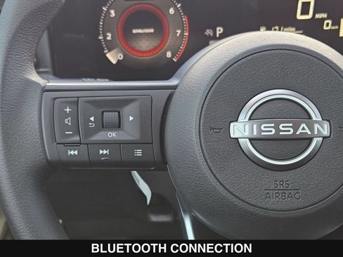 New 2026 Nissan Kicks SV w/ Cold Weather Package FWD image 25