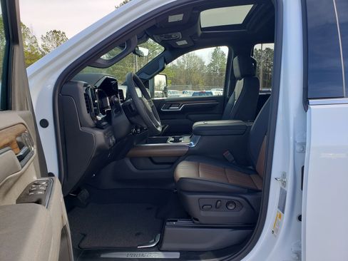 New 2026 Chevrolet Silverado 3500 High Country w/ High Country Premium Package image 32