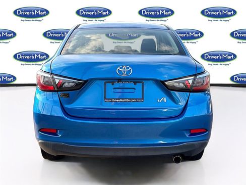 Used 2018 Toyota Yaris iA FWD image 6