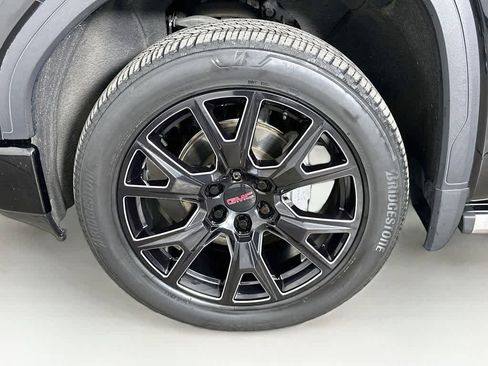 Used 2022 GMC Sierra 1500 Denali w/ Denali Premium Package AWD/4WD image 8
