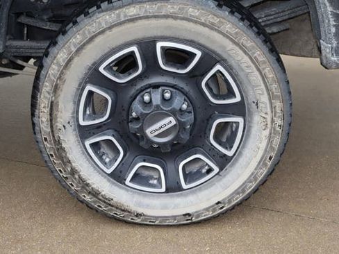 Used 2022 Ford F250 Lariat w/ Lariat Ultimate Package AWD/4WD image 30