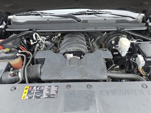 Used 2019 Chevrolet Tahoe LT w/ LT Signature Package image 17