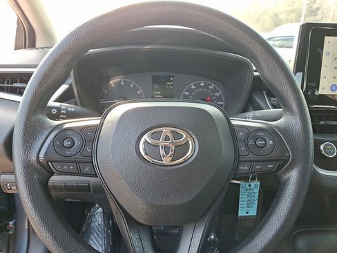 Used 2023 Toyota Corolla LE image 10