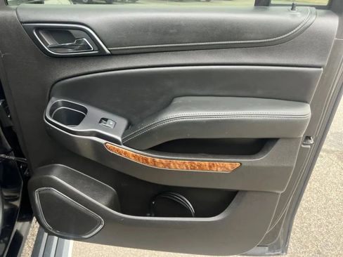 Used 2016 Chevrolet Suburban LTZ AWD/4WD image 20
