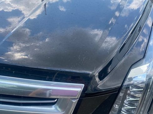 Used 2019 Cadillac Escalade Platinum AWD/4WD image 4
