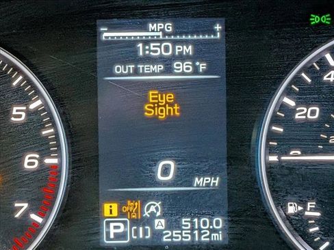 Used 2025 Subaru Crosstrek 2.0i Premium image 9