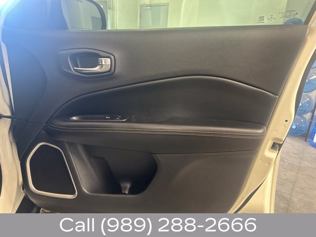 Used 2020 Jeep Compass Limited AWD/4WD image 18