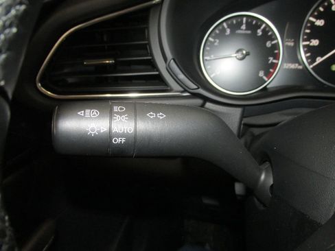 Used 2024 MAZDA CX-30 AWD 2.5 S w/ Premium Package image 19