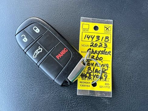 Used 2023 Chrysler 300 Touring RWD image 29