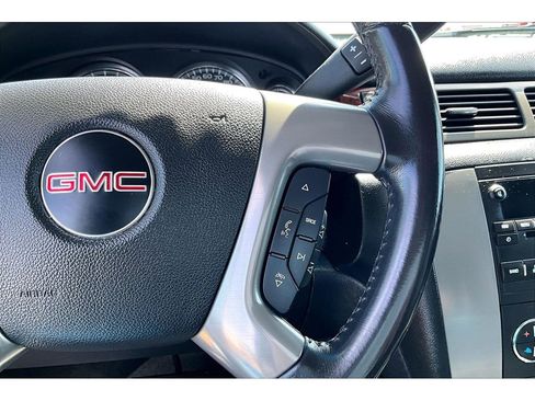 Used 2013 GMC Yukon XL SLT AWD/4WD image 12
