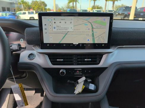 New 2026 Ford Explorer Active image 17