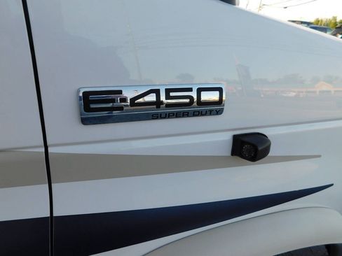 Used 2015 Ford E-450 and Econoline 450 Super Duty w/ Motorhome Prep Package RWD image 54