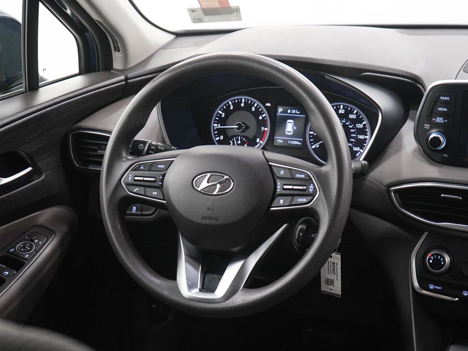 Used 2019 Hyundai Santa Fe SE AWD/4WD image 14