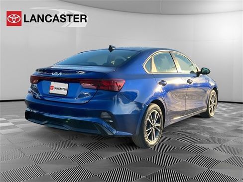 Used 2023 Kia Forte LXS image 7