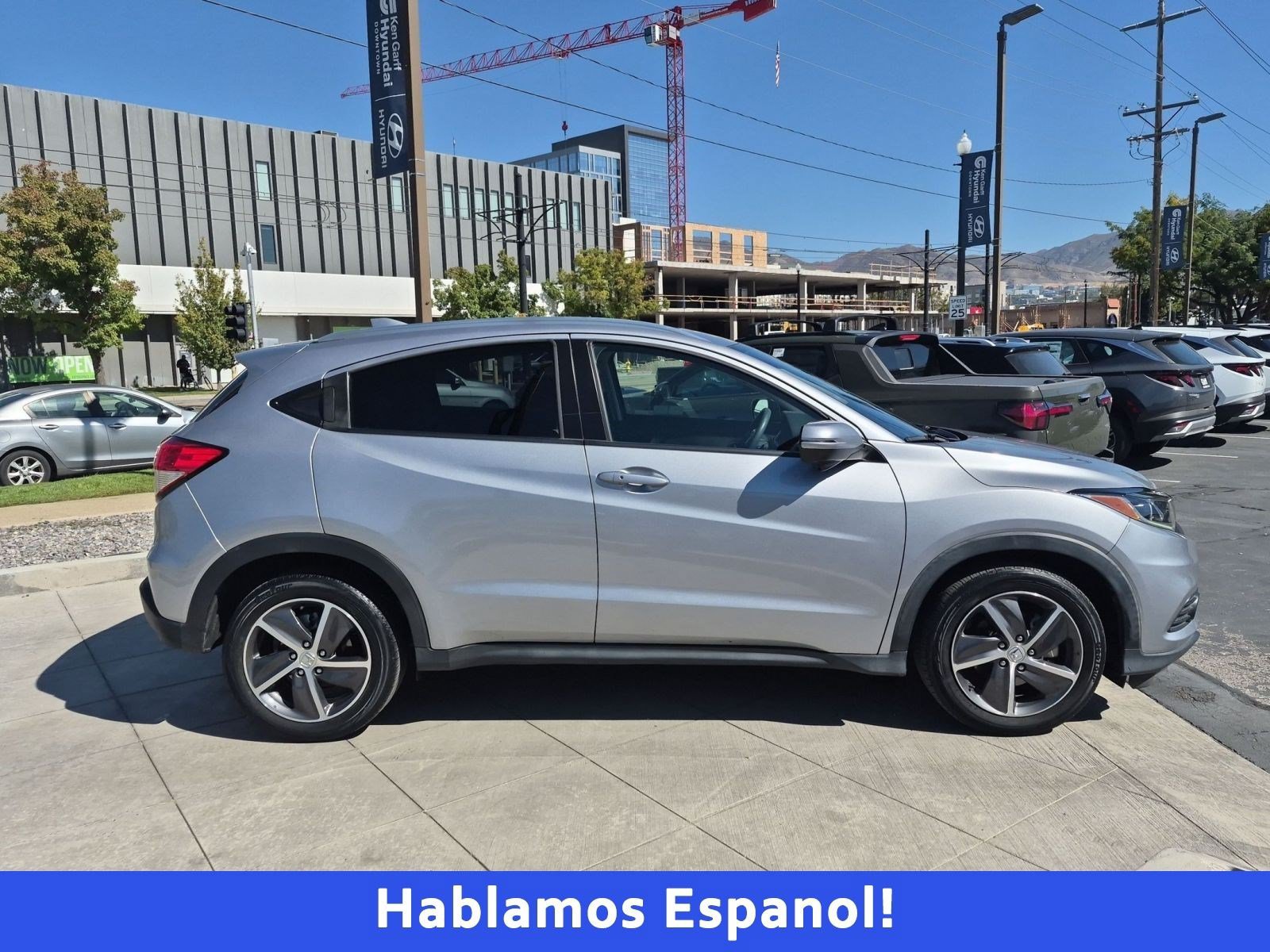 Used 2021 Honda HR-V EX image 2