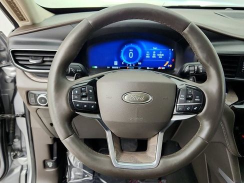 Used 2021 Ford Explorer Platinum w/ Equipment Group 601A image 14