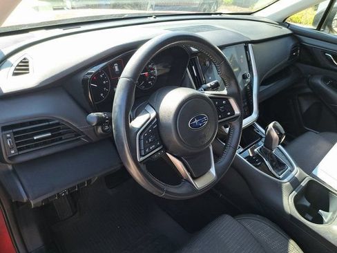 Used 2024 Subaru Outback Premium AWD/4WD image 11
