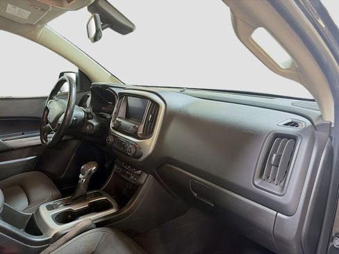 Used 2022 Chevrolet Colorado LT w/ Trail Boss Package AWD/4WD image 27