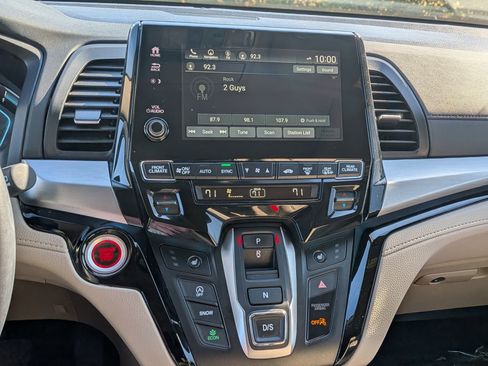 Used 2023 Honda Odyssey Touring image 26