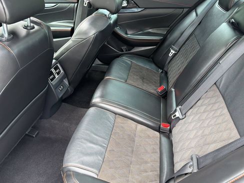 Used 2023 Nissan Maxima SR w/ Sport Mat Group FWD image 27
