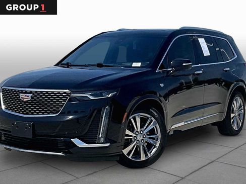 Used 2024 Cadillac XT6 Premium Luxury w/ Technology Package FWD image 1