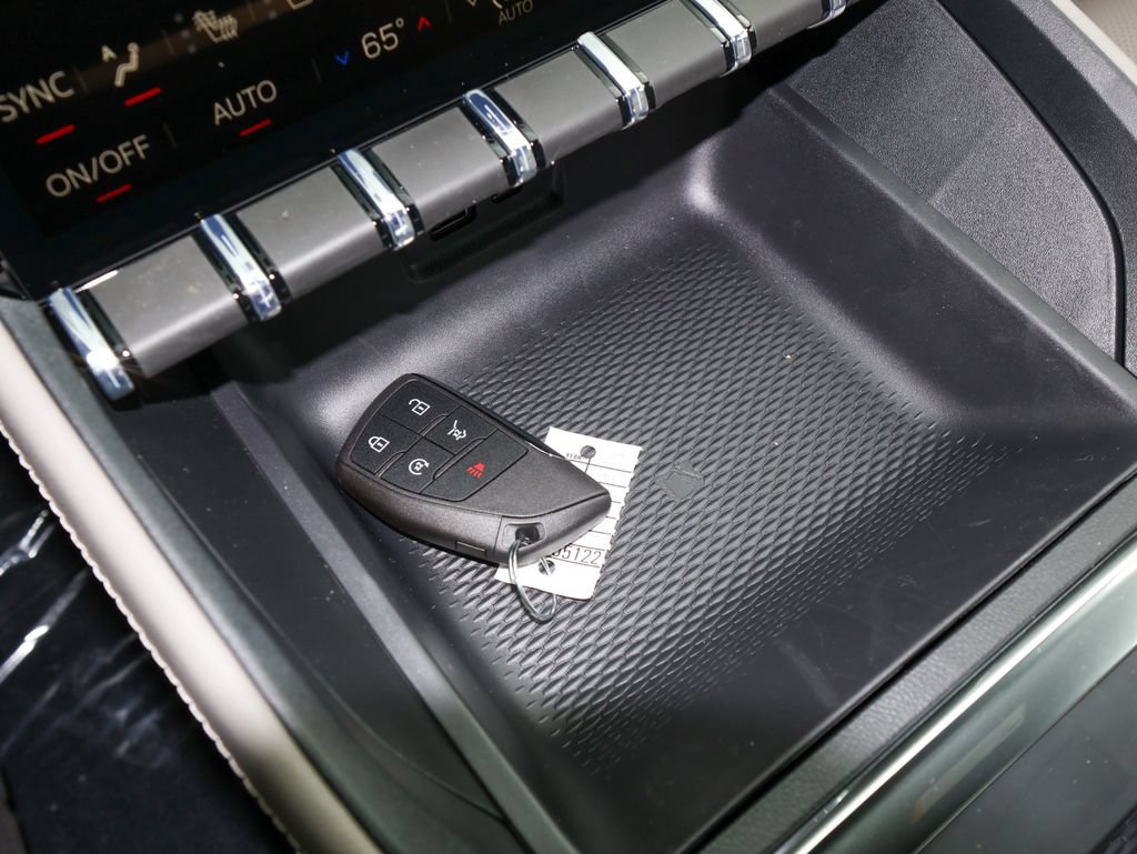 New 2027 GMC Terrain Elevation w/ Elevation Premium Package FWD image 25