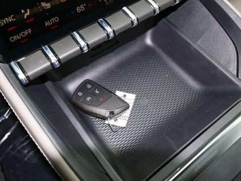 New 2027 GMC Terrain Elevation w/ Elevation Premium Package FWD image 25