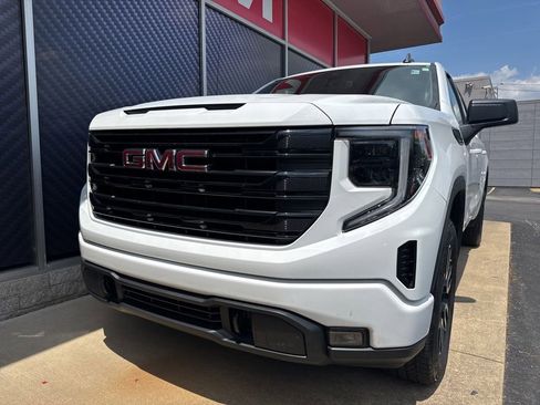 Used 2024 GMC Sierra 1500 Elevation AWD/4WD image 18