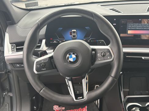 Used 2025 BMW X2 xDrive28i image 17