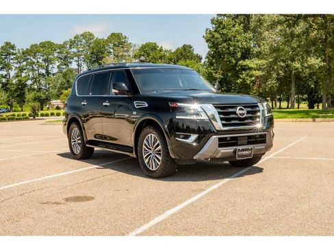 Used 2022 Nissan Armada SL RWD image 3