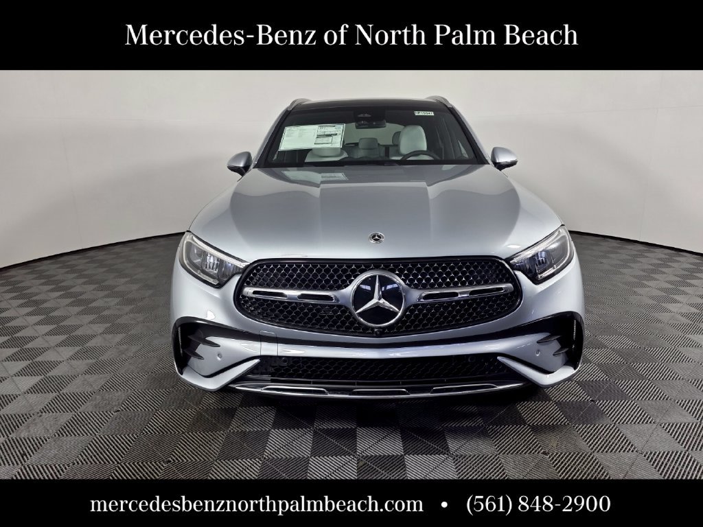 New 2026 Mercedes-Benz GLC 300 image 2