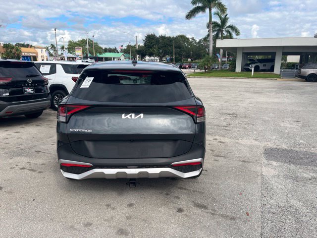 Used 2024 Kia Sportage LX FWD image 6