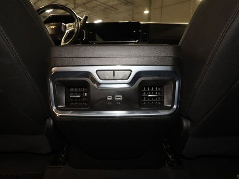 Certified 2024 Chevrolet Silverado 2500 LTZ w/ LTZ Premium Package image 31