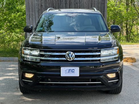 Used 2019 Volkswagen Atlas SEL R-Line AWD/4WD image 2