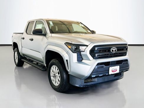 New 2026 Toyota Tacoma SR image 3