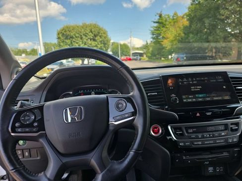Used 2022 Honda Pilot Touring image 22