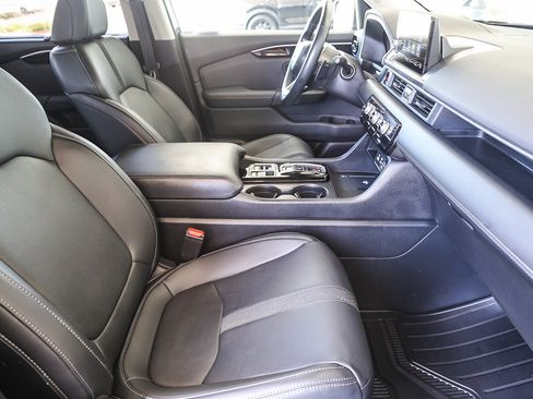 Used 2024 Honda Pilot EX-L image 19