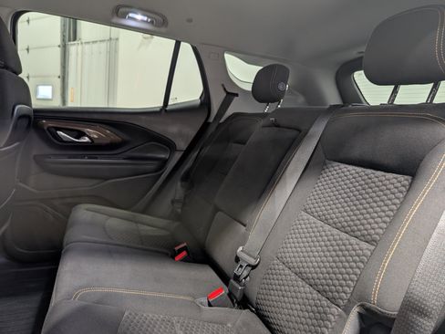 Used 2020 GMC Terrain SLE w/ Driver Convenience Package image 16