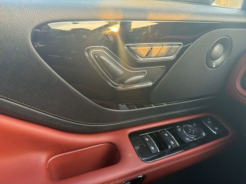 Used 2025 Lincoln Aviator Reserve w/ Jet Appearance Package image 15
